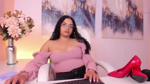 Scarlett online show from March 19, 9:30 pm