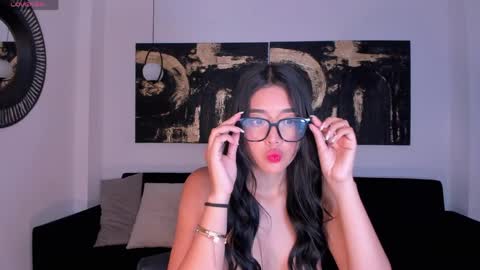 Sacrlett Blaze online show from April 18, 12:07 pm