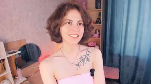 Mia online show from July 1, 6:13 am