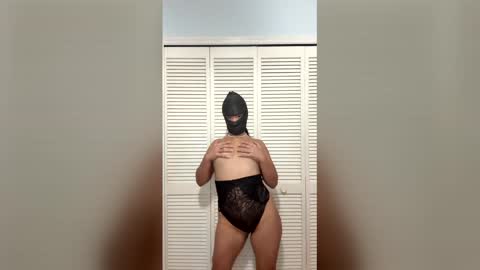 Miss Mariee online show from May 20, 10:40 pm