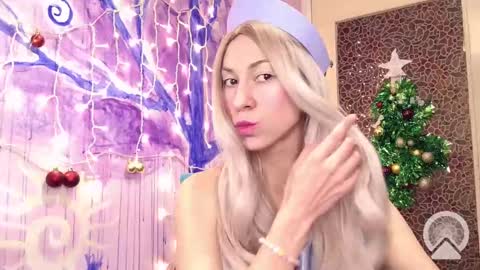 Helen online show from December 31, 2:25 pm