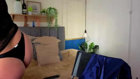 Call me S E L E N A   online show from April 10, 7:20 pm