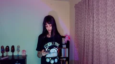 selene_hebe online show from July 18, 3:32 am