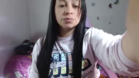 selene_mixx online show from April 11, 9:18 pm