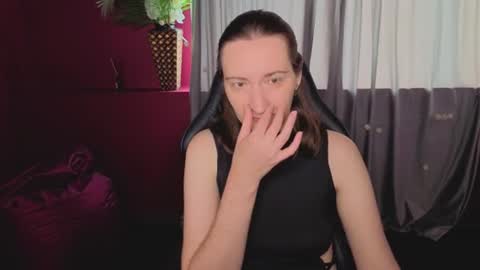 selestiasonata online show from June 21, 1:20 am