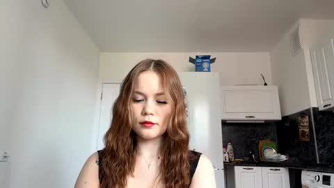 Lily online show from July 5, 6:52 am