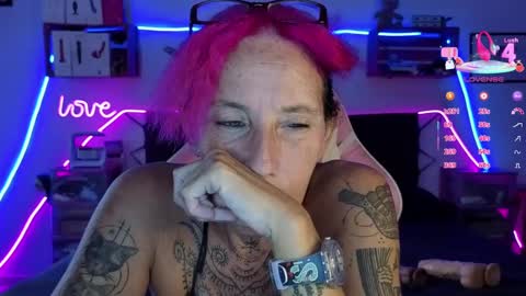 Selvaggia Del Caribe online show from October 6, 4:12 pm