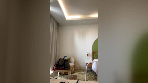 sensualprima online show from April 1, 9:10 am