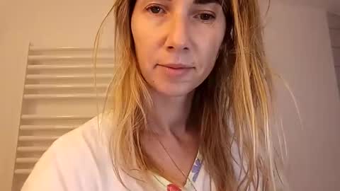 Verona online show from April 4, 5:06 am