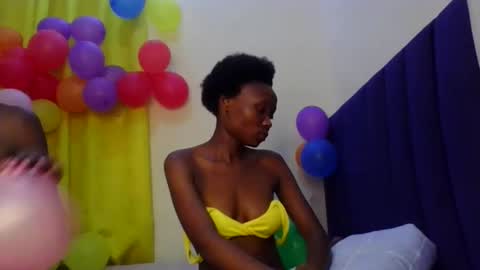 Maya online show from February 14, 7:38 pm