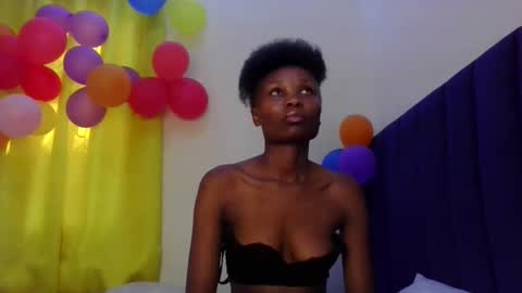 Maya online show from February 15, 2:27 pm