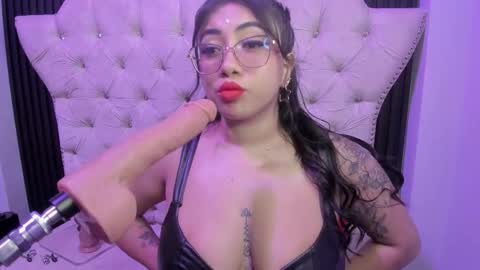  C R I S T A L  online show from March 15, 12:34 am