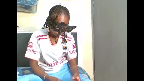 mimi online show from April 12, 1:14 pm