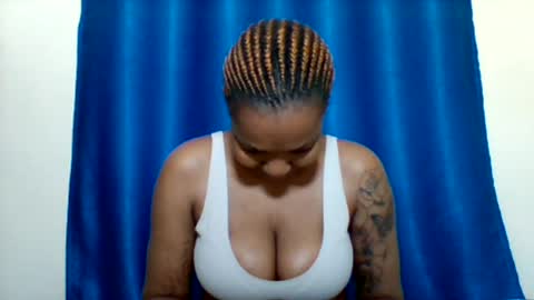 sexyapple2002 online show from May 31, 7:25 am