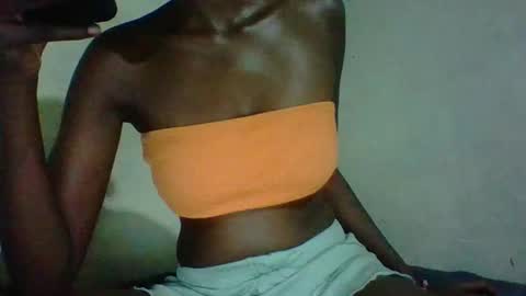 sexybam25 online show from March 31, 7:58 pm