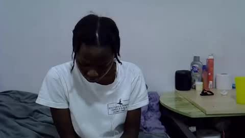 sexybeiby1 online show from April 11, 8:07 am