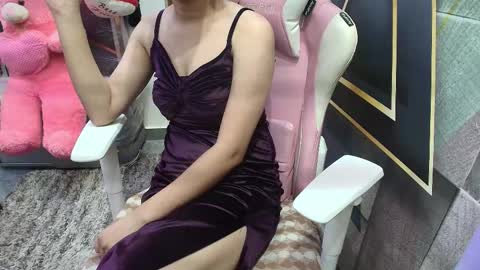 sexyislive online show from December 17, 1:04 pm