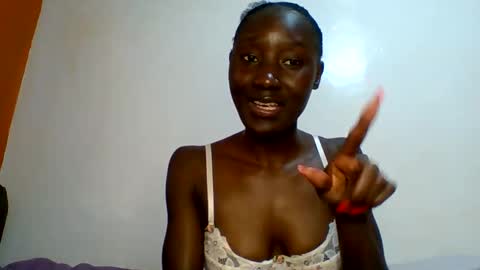 sexylucia5 online show from April 29, 11:24 am