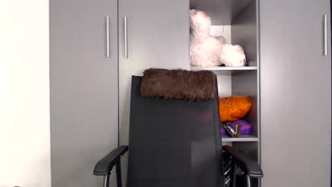 Melina online show from June 4, 6:01 pm