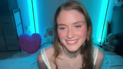 shadebabe online show from April 5, 3:49 am