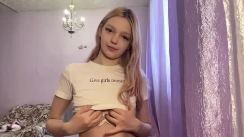 Emily online show from April 19, 10:37 am