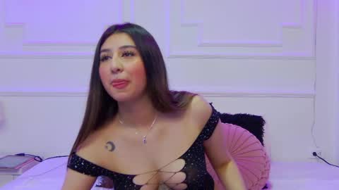 ShannonBannks online show from June 4, 5:28 pm