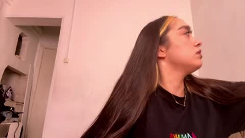 Azumi online show from May 31, 10:21 am