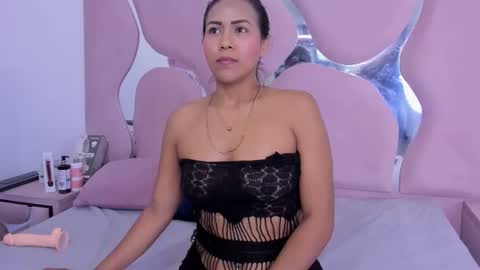 Sharith online show from May 2, 10:35 pm