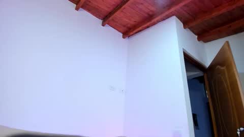 Hi fiends ---- I usually start online from Monday to Friday from 1000 am Saturdays and Sundays at 600 am Colombia time online show from March 26, 8:43 pm