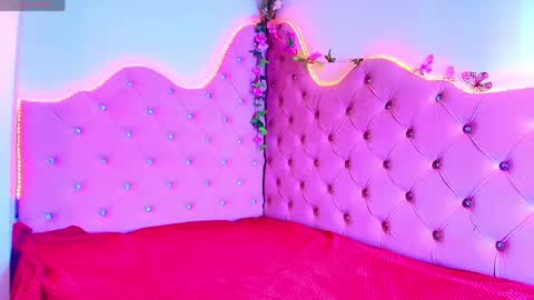 sheilly_brown online show from May 30, 6:48 pm