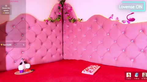 sheilly_brown online show from May 2, 9:18 pm