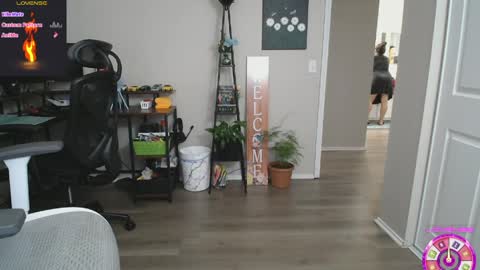 sheilyn_smith online show from March 31, 12:54 am