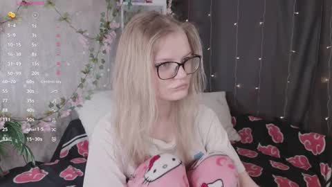 shellyboom online show from March 29, 6:18 pm