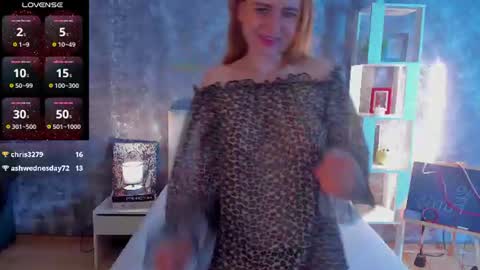 Lisa online show from June 11, 2:53 am