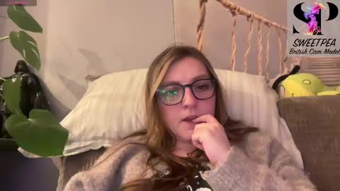 short sweetpea online show from April 22, 9:34 pm