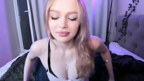 Megan 3 online show from June 13, 11:57 pm