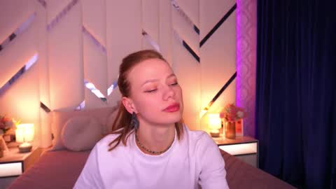 shyysiren online show from March 28, 2:49 pm