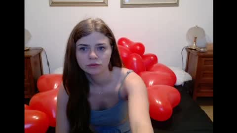 Zoey online show from February 13, 7:13 am