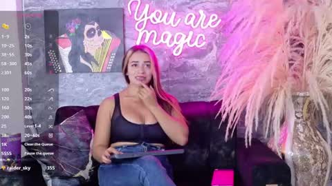 siamarlin online show from June 30, 9:25 pm