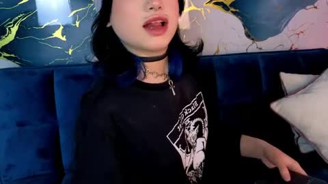 Sienna Desieree online show from May 11, 2:41 pm