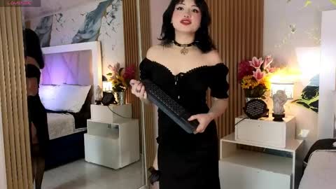 Sienna Desieree online show from May 22, 1:53 pm