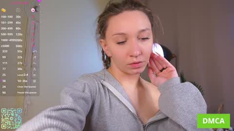   online show from October 15, 5:54 am