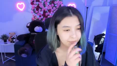 Si online show from April 14, 7:36 pm