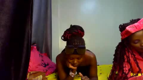 skinny_jass online show from April 17, 10:12 pm