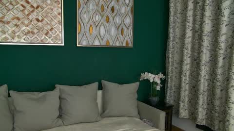 Natty online show from April 2, 3:48 am