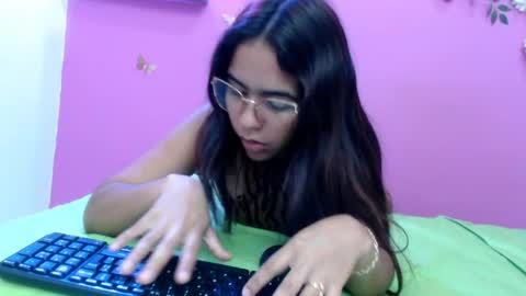 sofia online show from April 25, 2:25 pm