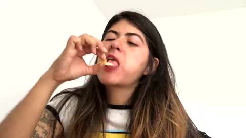 Skyler online show from March 23, 9:21 pm