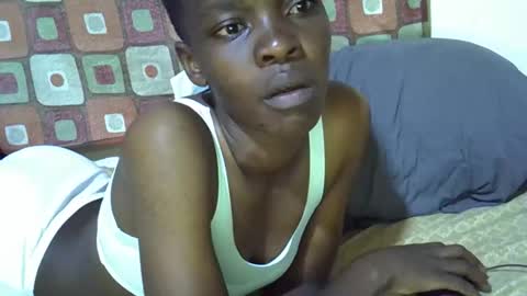 slender_queen online show from April 9, 2:11 pm