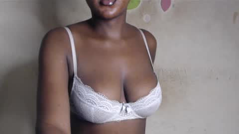 sluttx_choco online show from May 24, 9:36 pm