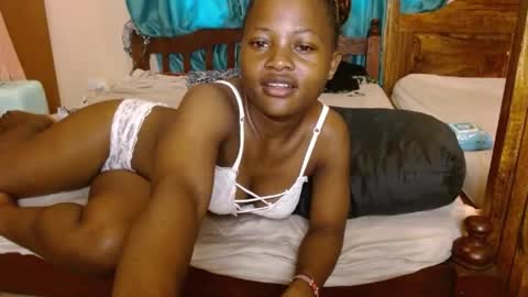 Bree online show from April 11, 7:45 am